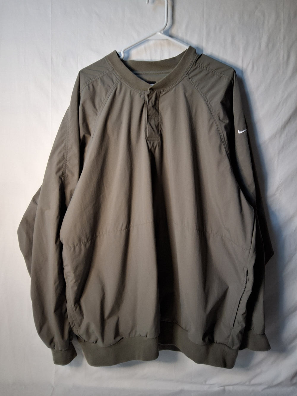 Nike Golf Men's Olive Green Pullover Windbreaker